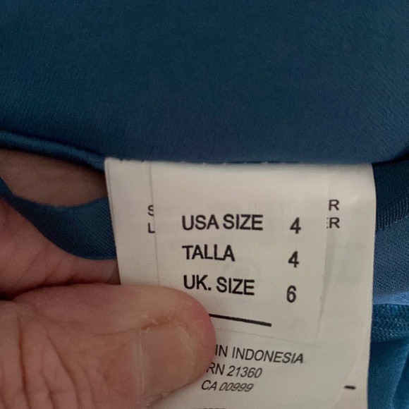 Prom dress NWOT - Picture 4 of 6